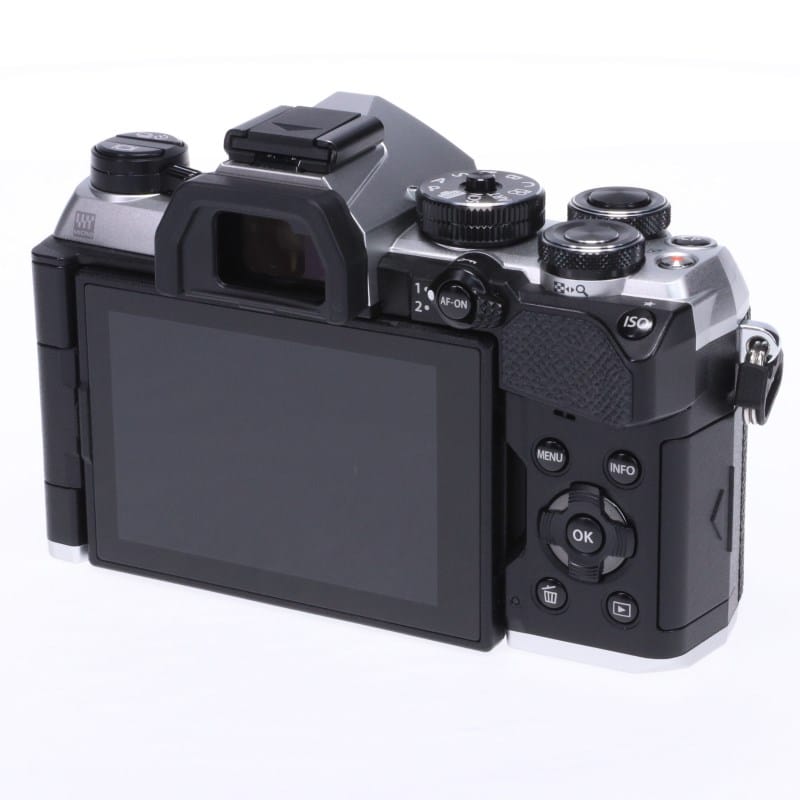 OM SYSTEM OM-5 Mark II ボディー シルバー
