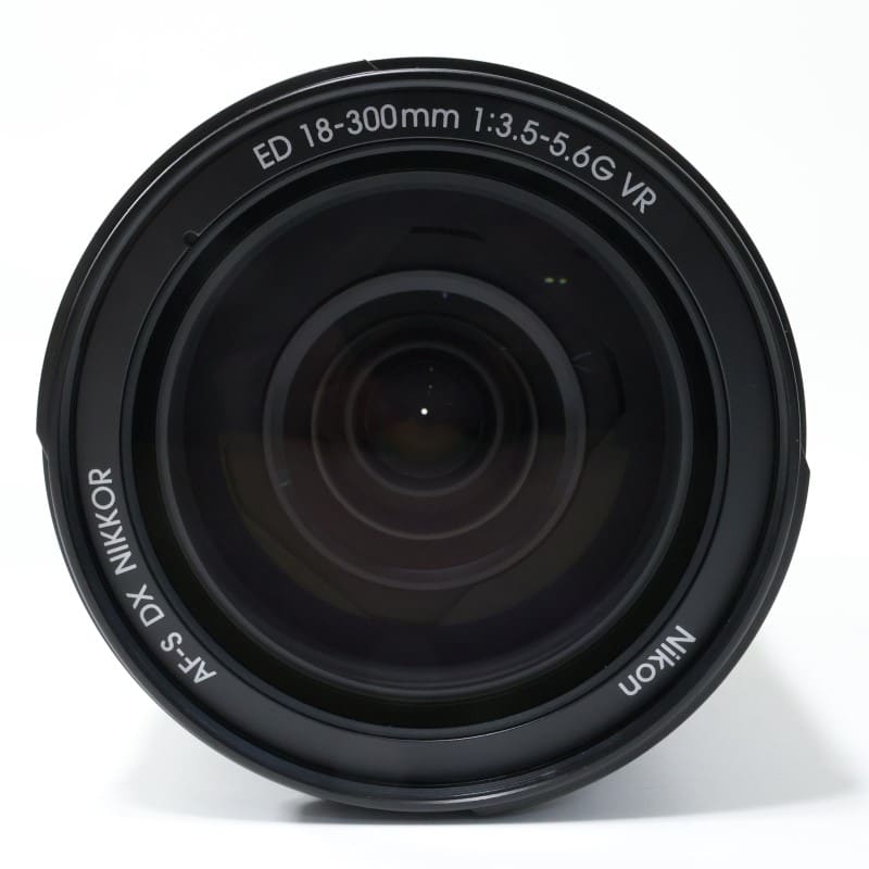 AF-S DX NIKKOR 18-300mm f/3.5-5.6G ED VR