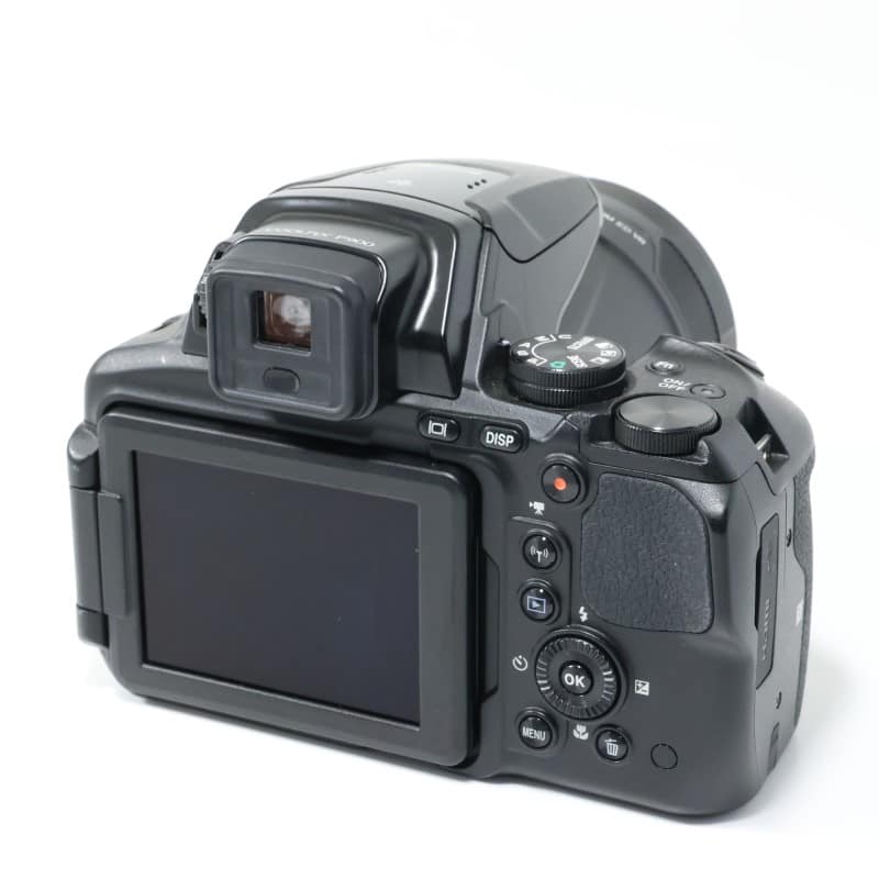 COOLPIX P900
