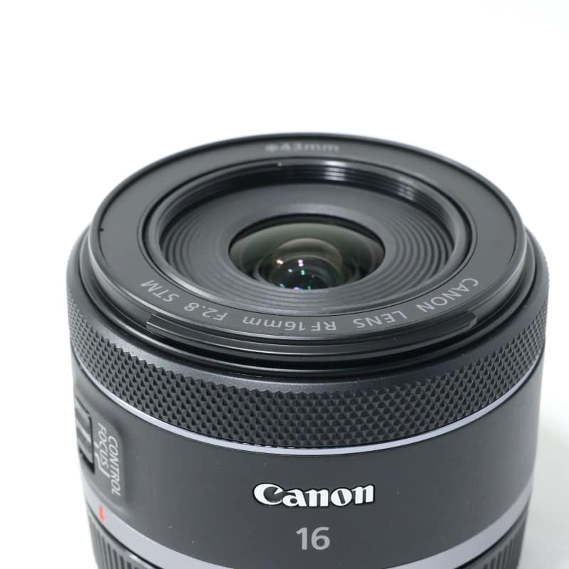 RF16mm F2.8 STM