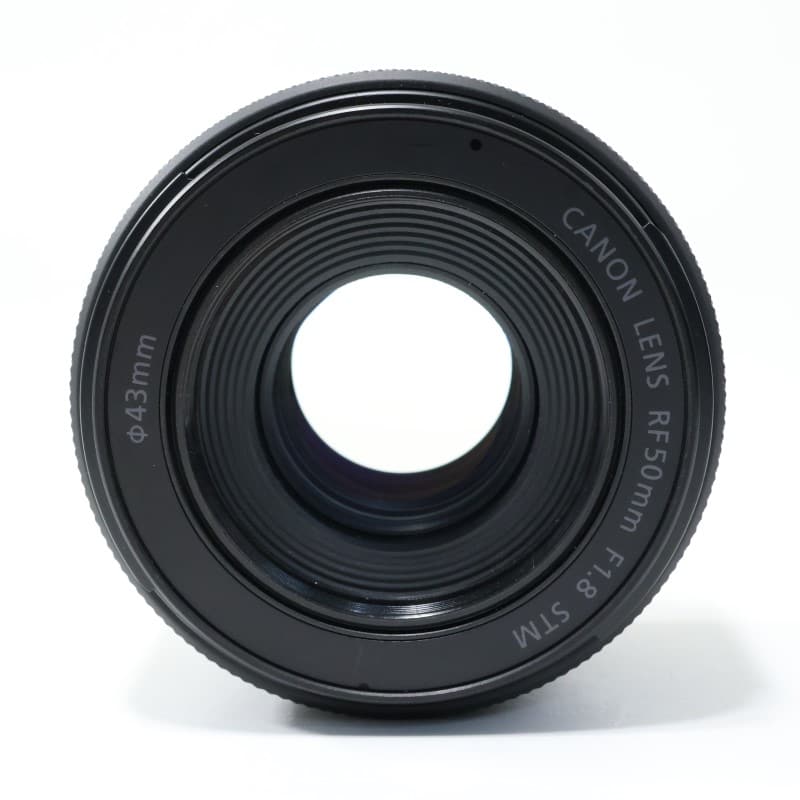 RF50mm F1.8 STM