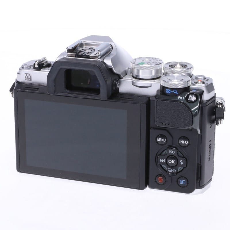 OM-D E-M10 Mark III ボディー シルバー