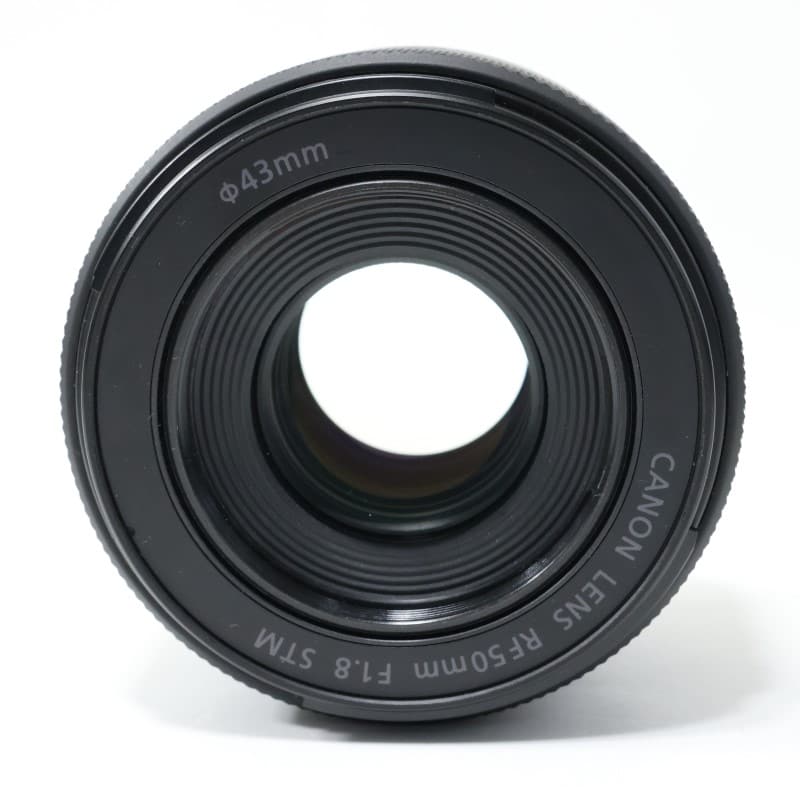 RF50mm F1.8 STM