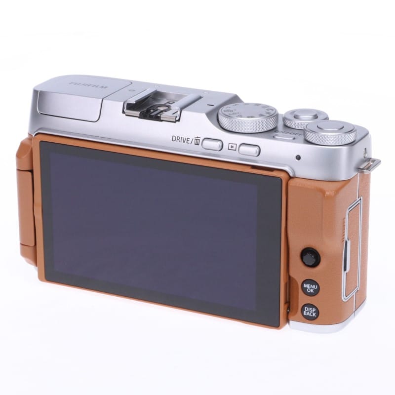 X-A7 キャメル