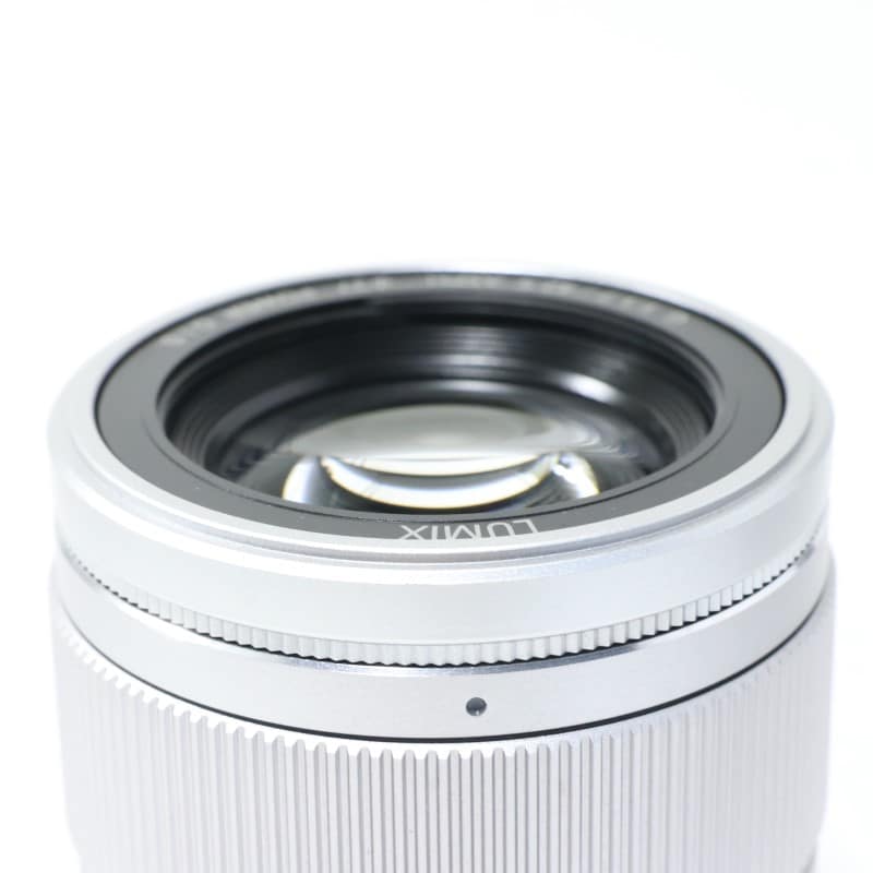 LUMIX G 42.5mm/F1.7 ASPH./POWER O.I.S. シルバー H-HS043-S