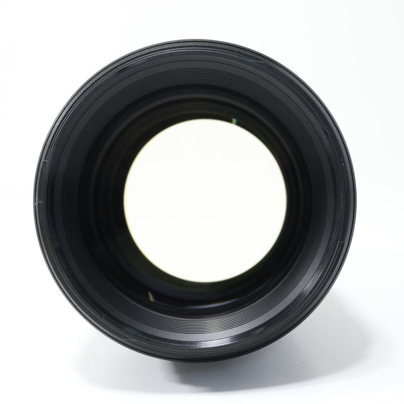 NIKKOR Z 135mm f/1.8 S Plena