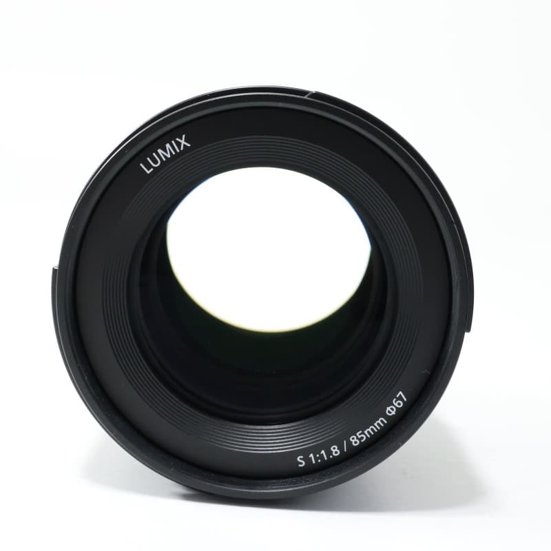 LUMIX S 85mm F1.8 S-S85