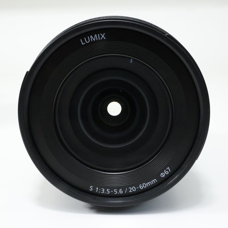 LUMIX S 20-60mm F3.5-5.6 S-R2060