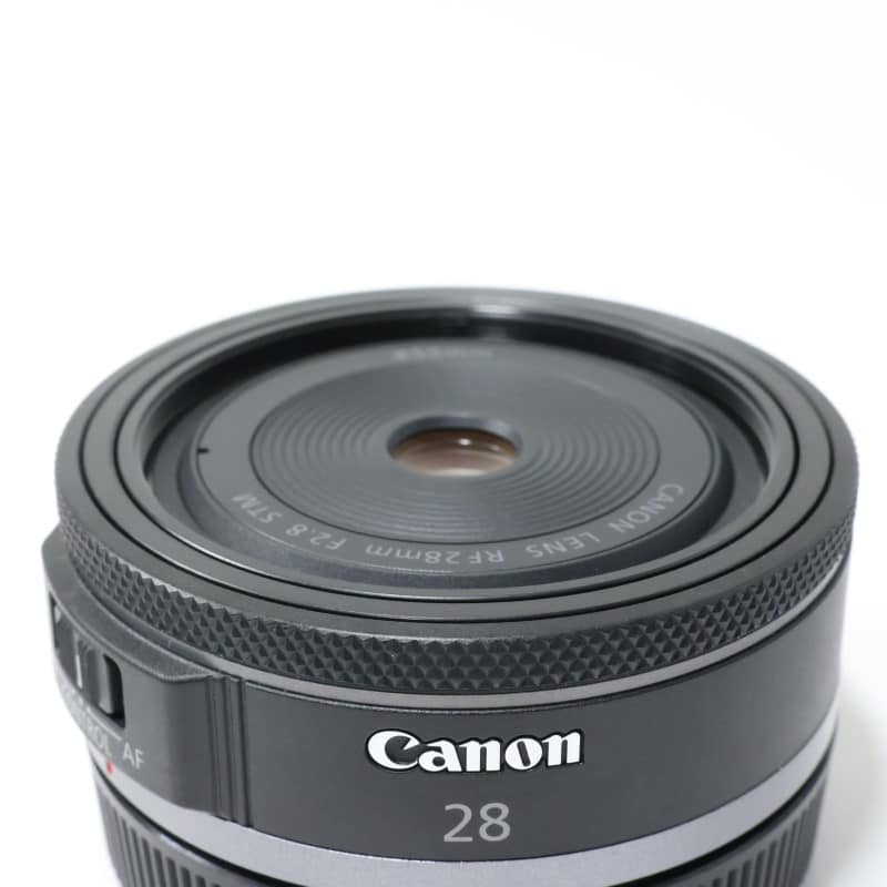 RF28mm F2.8 STM