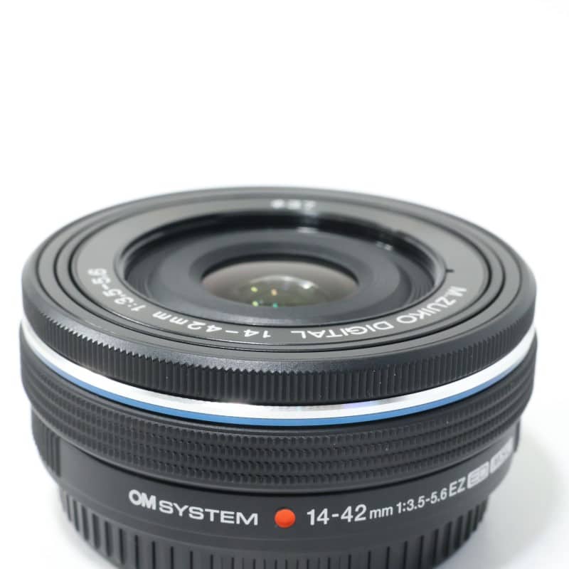 OM SYSTEM M.ZUIKO DIGITAL ED 14-42mm F3.5-5.6 EZ ブラック