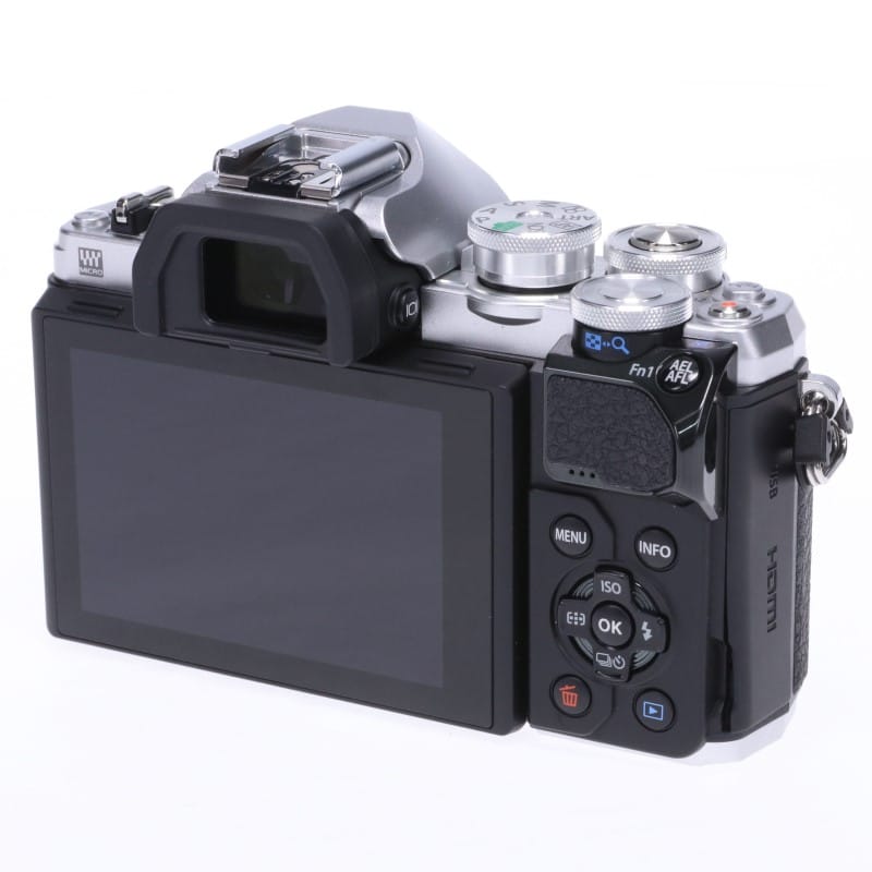 OM-D E-M10 Mark III ボディー シルバー