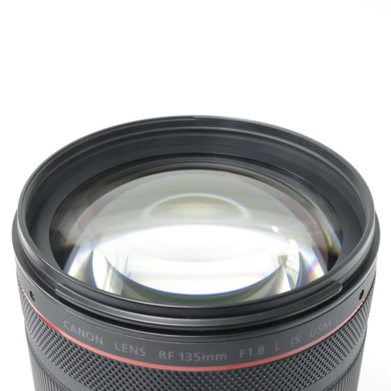 RF135mm F1.8 L IS USM