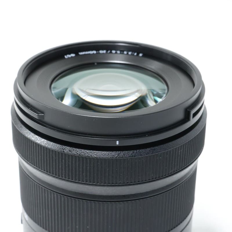 LUMIX S 20-60mm F3.5-5.6 S-R2060
