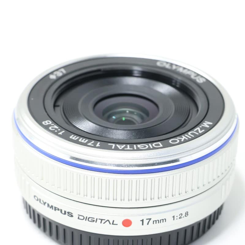 M.ZUIKO DIGITAL 17mm F2.8 シルバー
