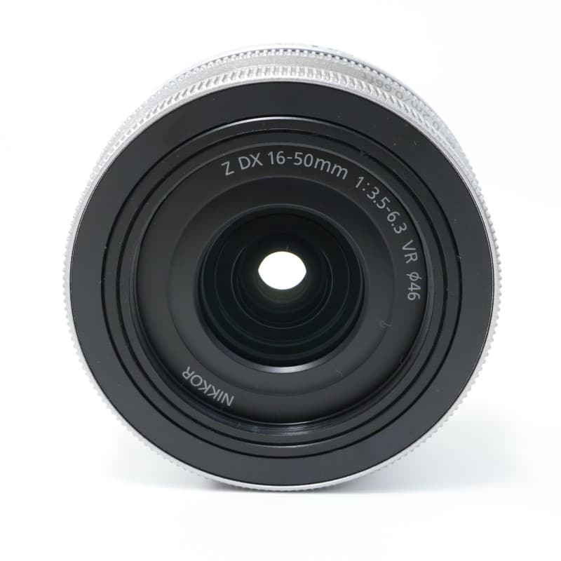 NIKKOR Z DX 16-50mm f/3.5-6.3 VR シルバー