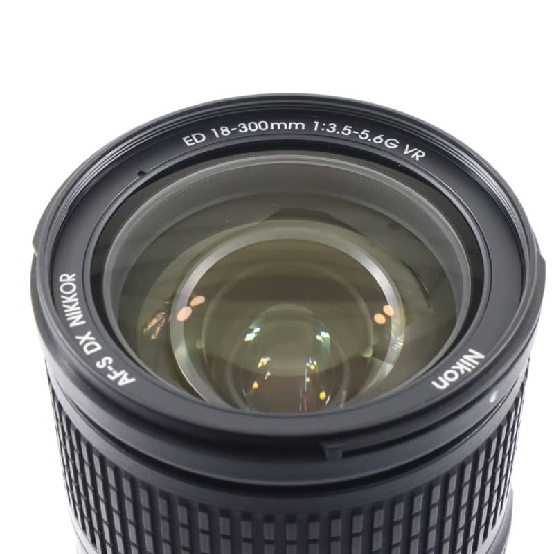 AF-S DX NIKKOR 18-300mm f/3.5-5.6G ED VR