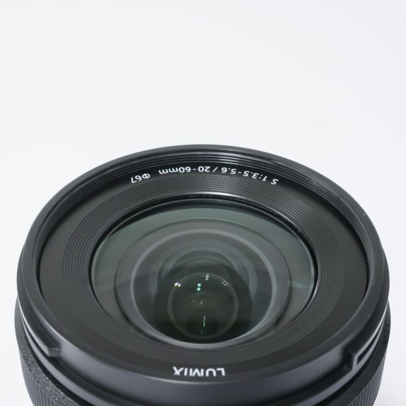 LUMIX S 20-60mm F3.5-5.6 S-R2060