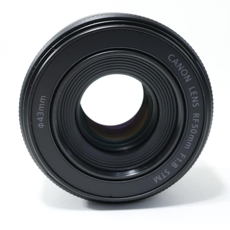 RF50mm F1.8 STM