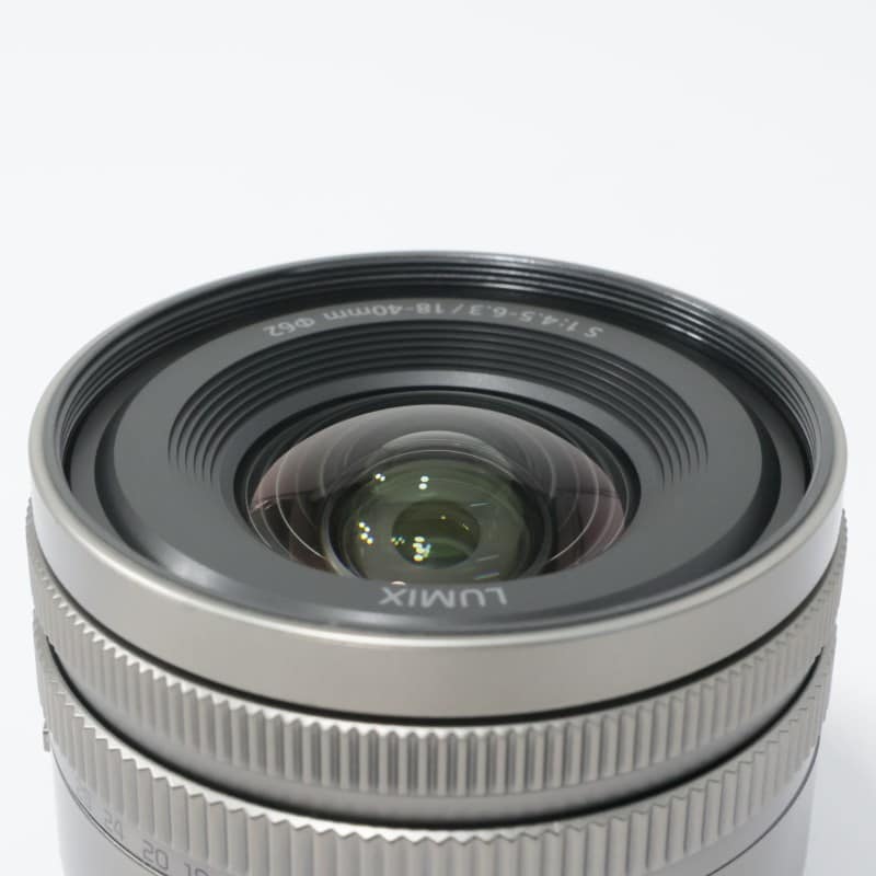 LUMIX S 18-40mm F4.5-6.3 チタンゴールド S-R1840