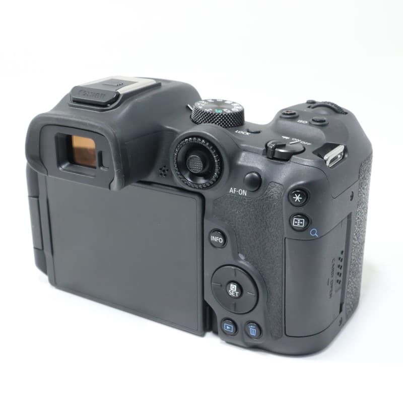 EOS R7 ボディー