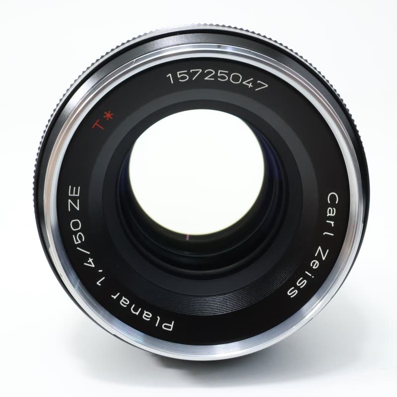 Planar T* 1.4/50 ZE