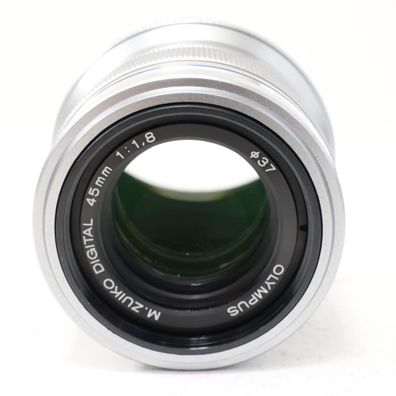 OLYMPUS／OM SYSTEM M.ZUIKO DIGITAL 45mm F1.8 シルバー 中古