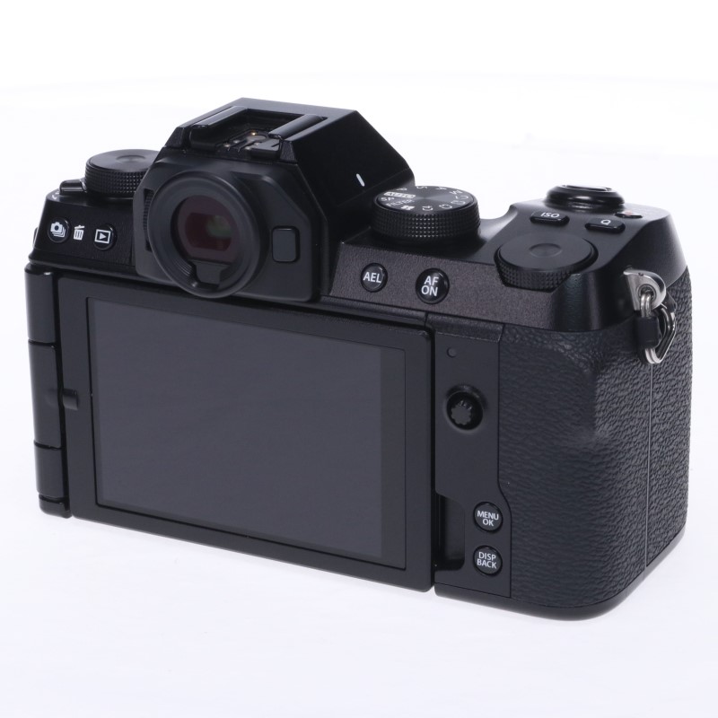 FUJIFILM X-S10