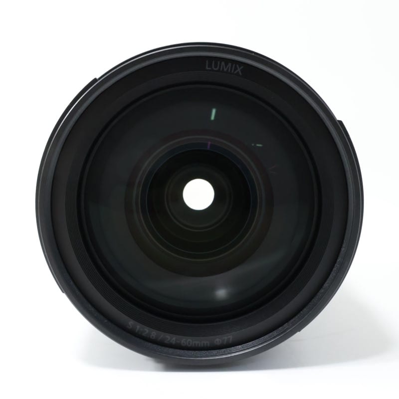 LUMIX S 24-60mm F2.8 S-E2460