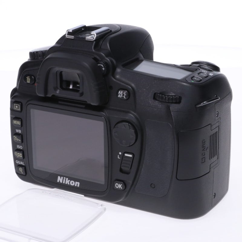 D80