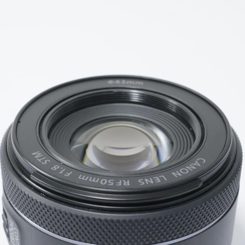 RF50mm F1.8 STM