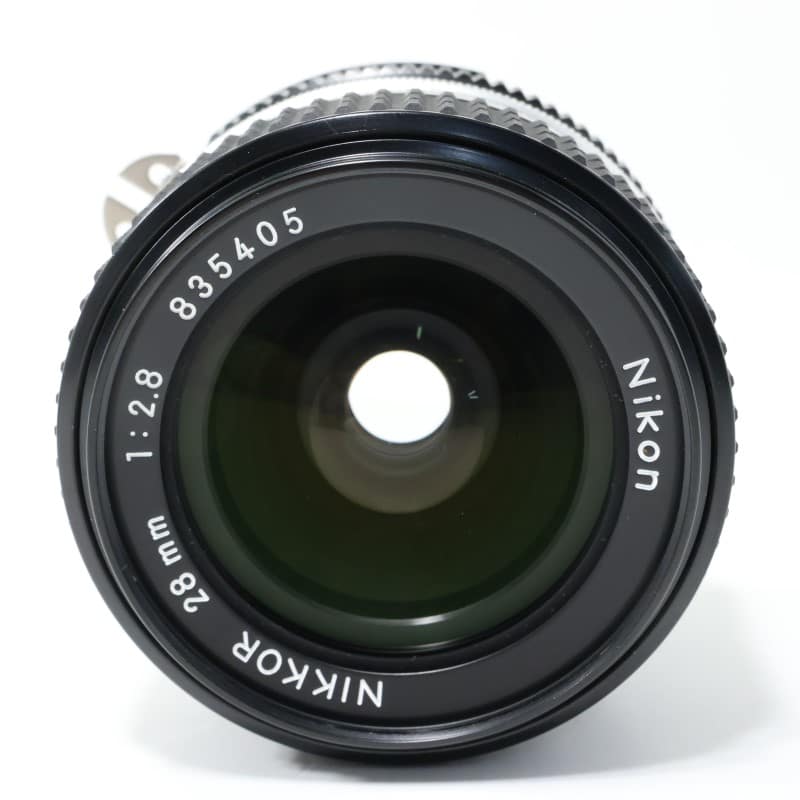 AI Nikkor 28mm f/2.8S