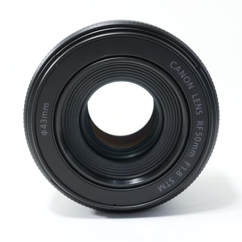 RF50mm F1.8 STM