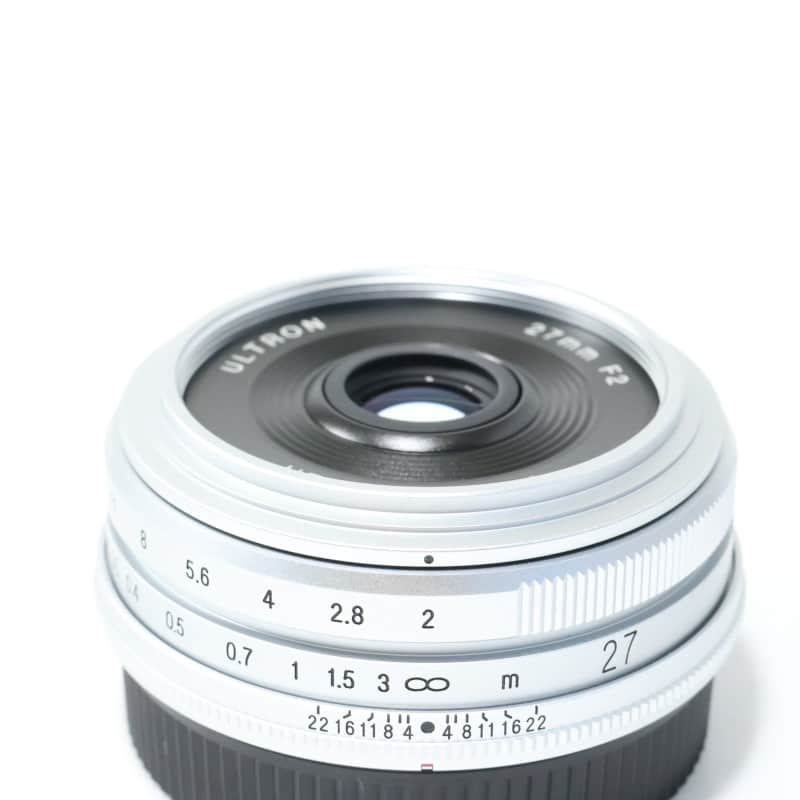 ✨美品✨ULTRON 27mm F2 Xマウント シルバー ★保証書あり★ 美品 コシナ フォクトレンダー ULTRON 27mm F2 X-mount コシナ