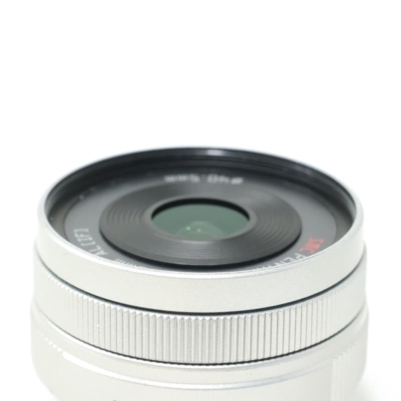 01 STANDARD PRIME 8.5mm F/1.9(シルバー)