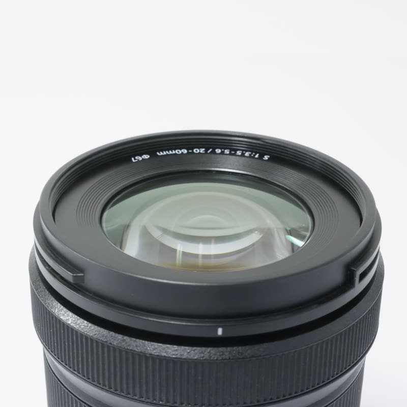 LUMIX S 20-60mm F3.5-5.6 S-R2060