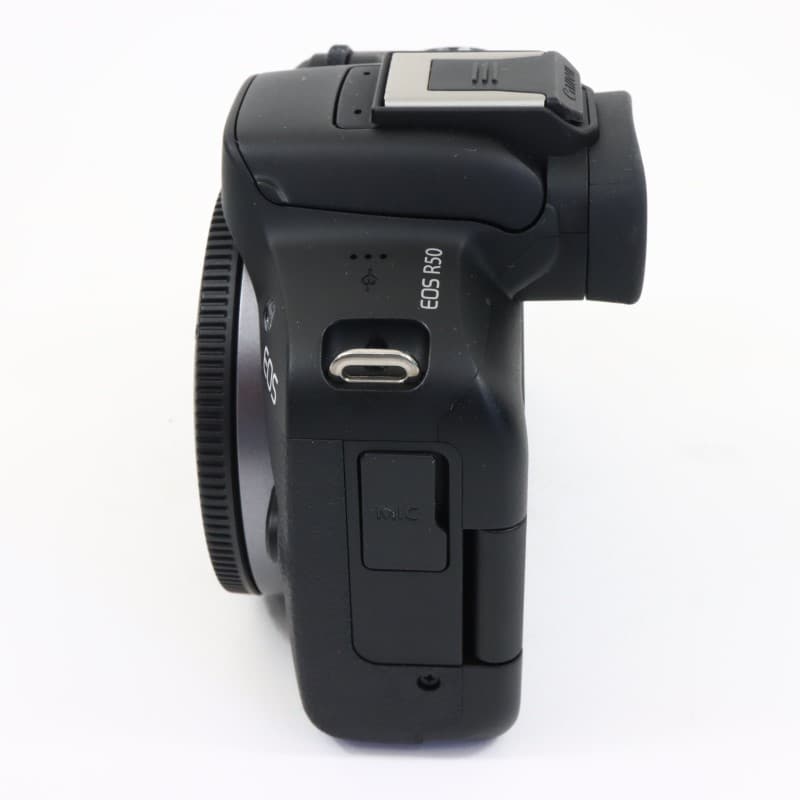 EOS R50 ボディー ブラック