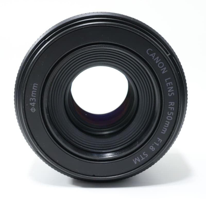 RF50mm F1.8 STM