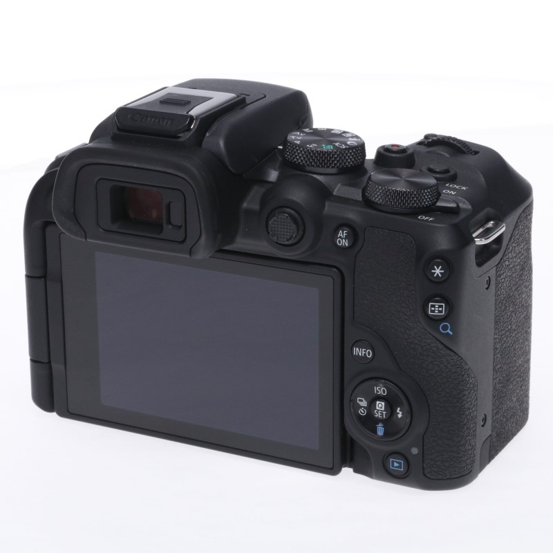 EOS R10