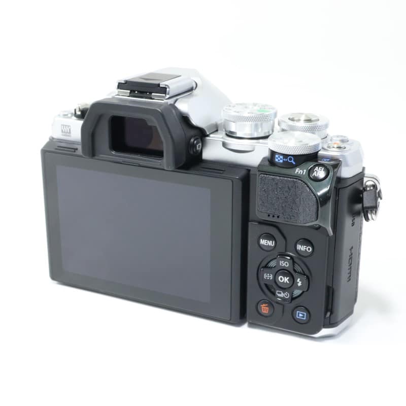 OM-D E-M10 Mark III ボディー シルバー