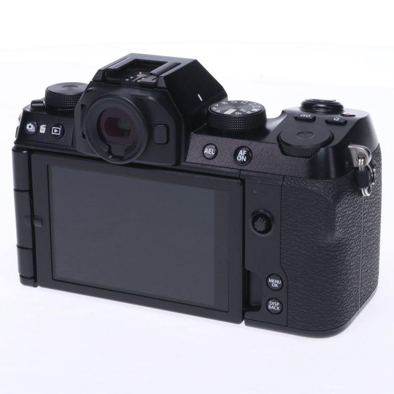 FUJIFILM X-S10