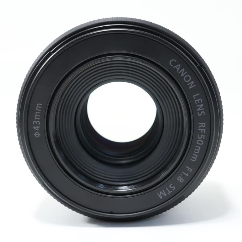 RF50mm F1.8 STM