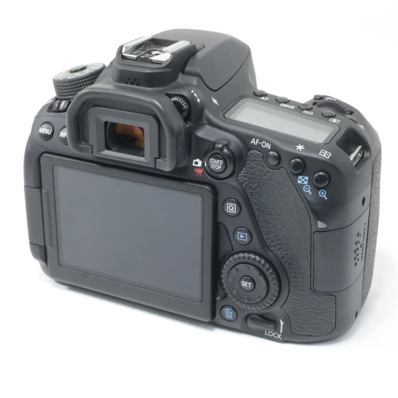 EOS 80D ボディー