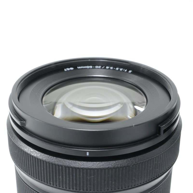 LUMIX S 20-60mm F3.5-5.6 S-R2060