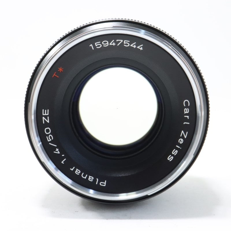 Planar T* 1.4/50 ZE