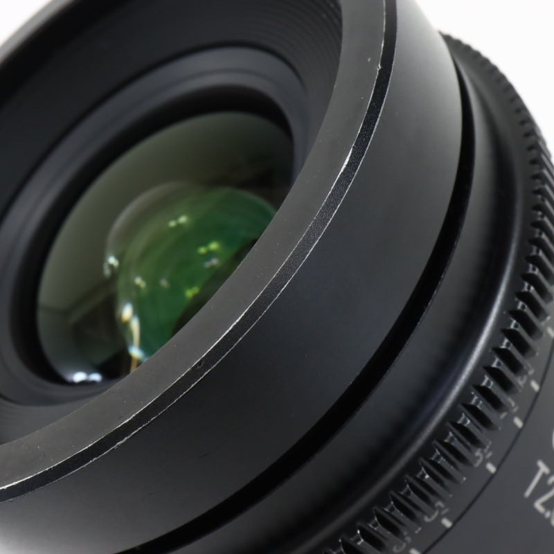 18-35mm T2/EF feet [High Speed Zoom Line 18-35mm T2 EFマウント フィート表示]