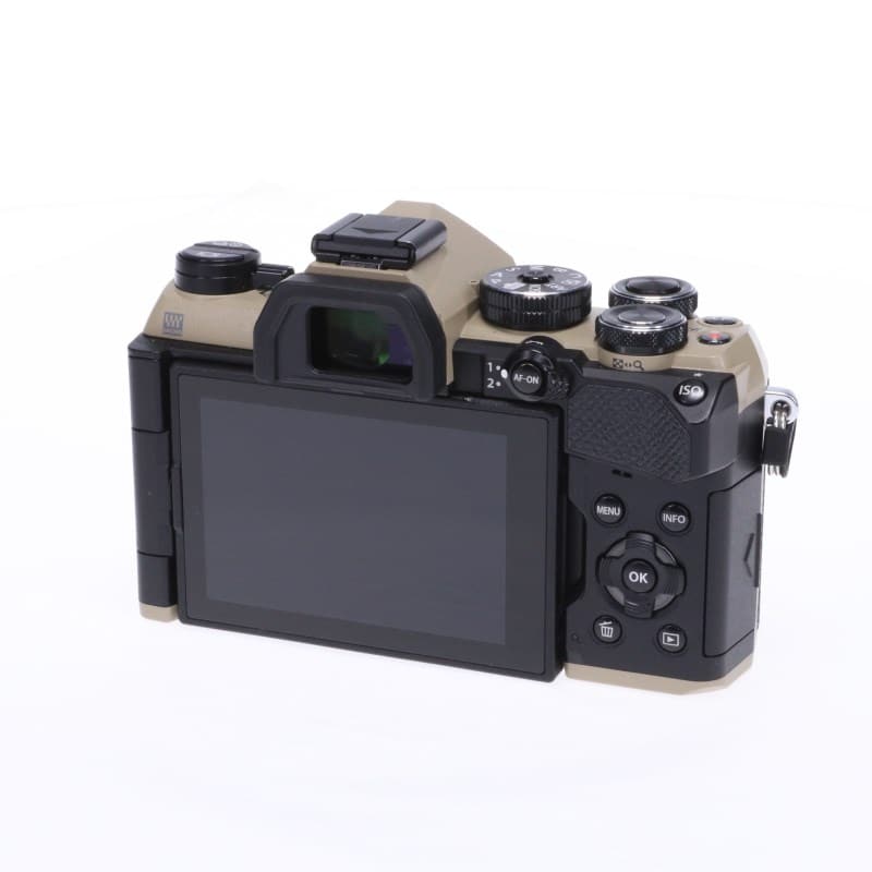 OM SYSTEM OM-5 Mark II ボディー サンドベージュ
