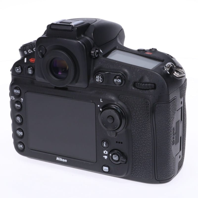 Nikon D810 ボディ AB-ランク 中古｜フジヤカメラ