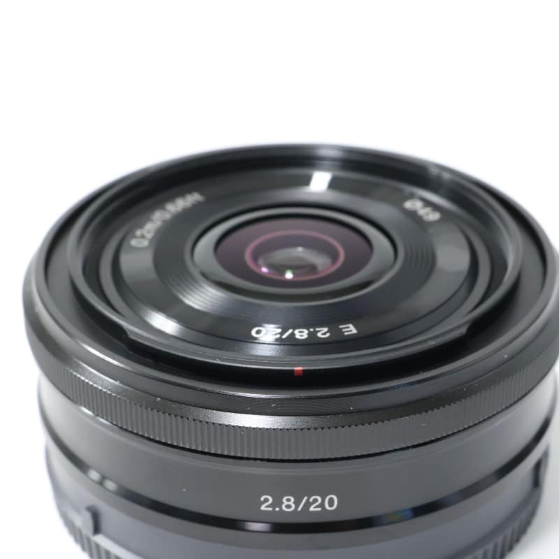 【美品】SONY E 20mm F2.8 SEL20F28 レンズフィルター付き SONY E 20mm F2.8 SEL20F28 中古 C2120180346656｜中古通販フジヤカメラ