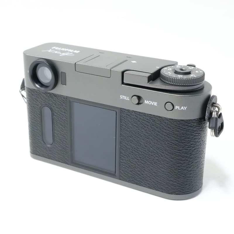 X half (FUJIFILM X-HF1) チャコールシルバー