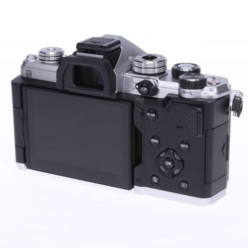 OM SYSTEM OM-3 ボディー シルバー